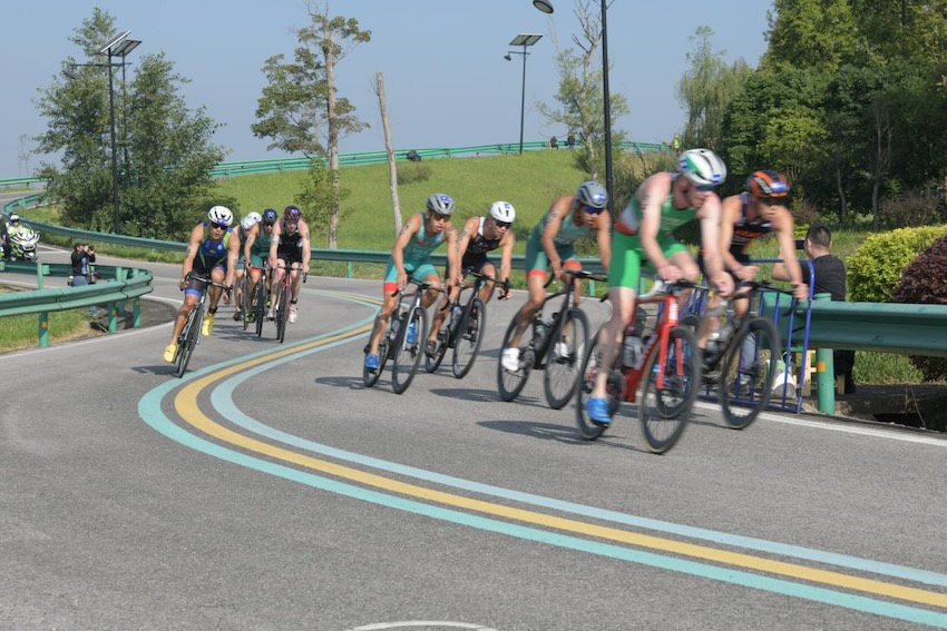 成都金堂鐵人三項世界杯賽比賽現場。主辦方供圖