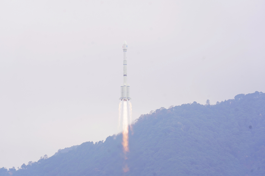 發射現場。西昌衛星發射中心供圖