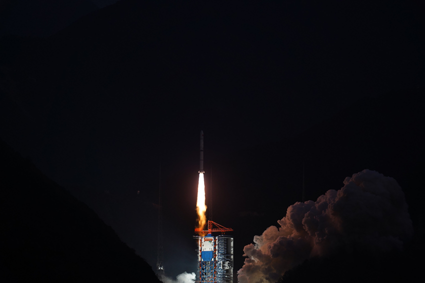 火箭發射現場。西昌衛星發射中心供圖