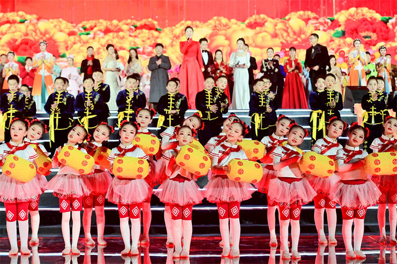 “榮”耀中國節2024榮縣春節聯歡晚會活動現場。主辦方供圖