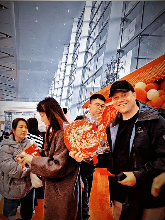 外國游客到成都過春節。成都文旅供圖