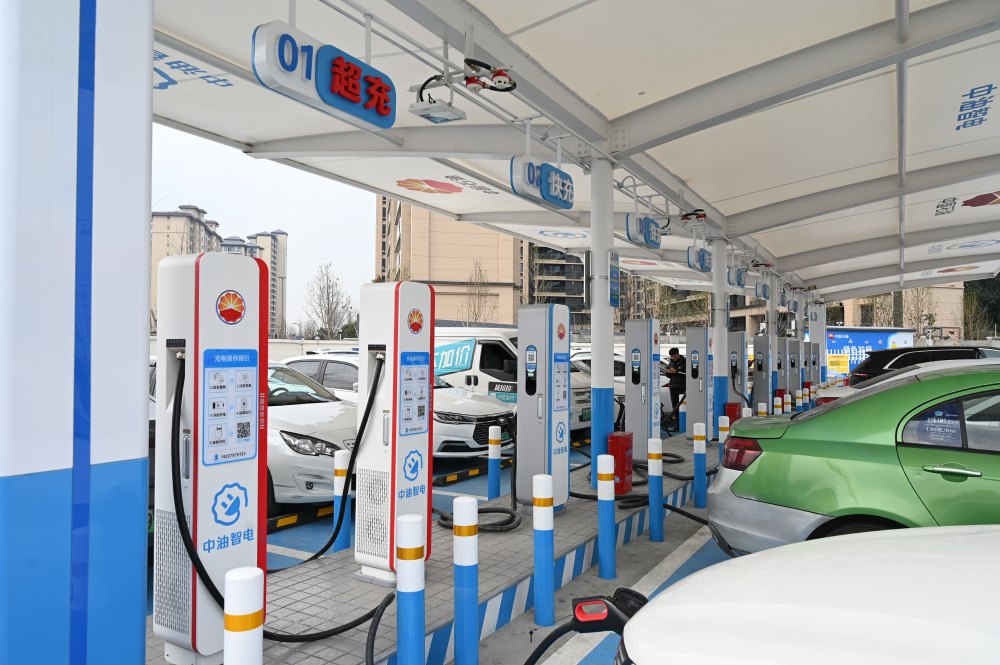 中國石油花龍門液冷超充站現場。 劉一驍供圖