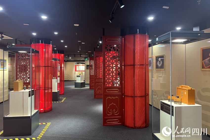 蒙頂山貢茶文物展覽。人民網 趙祖樂攝