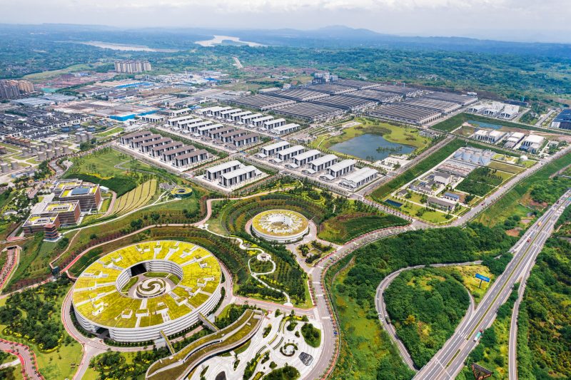 2019年瀘州老窖黃艤釀酒生態園建成投產。瀘州白酒產業園區供圖