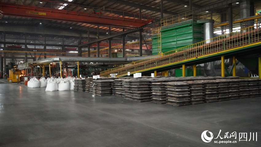 美利林年產十萬噸高端釩鈦耐磨材料項目生產線。人民網 趙祖樂攝