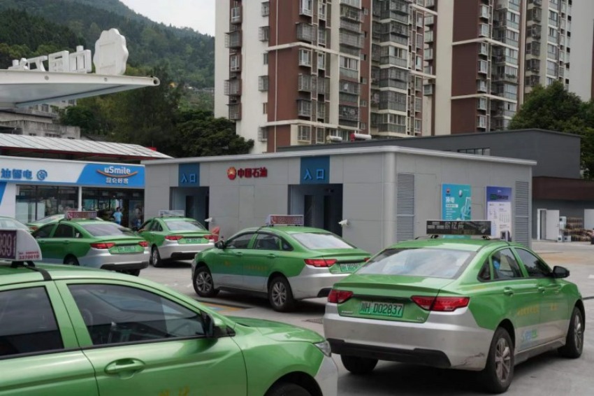 1 中國石油四川銷售公司位于廣元的川北廣場換電站。楊海攝