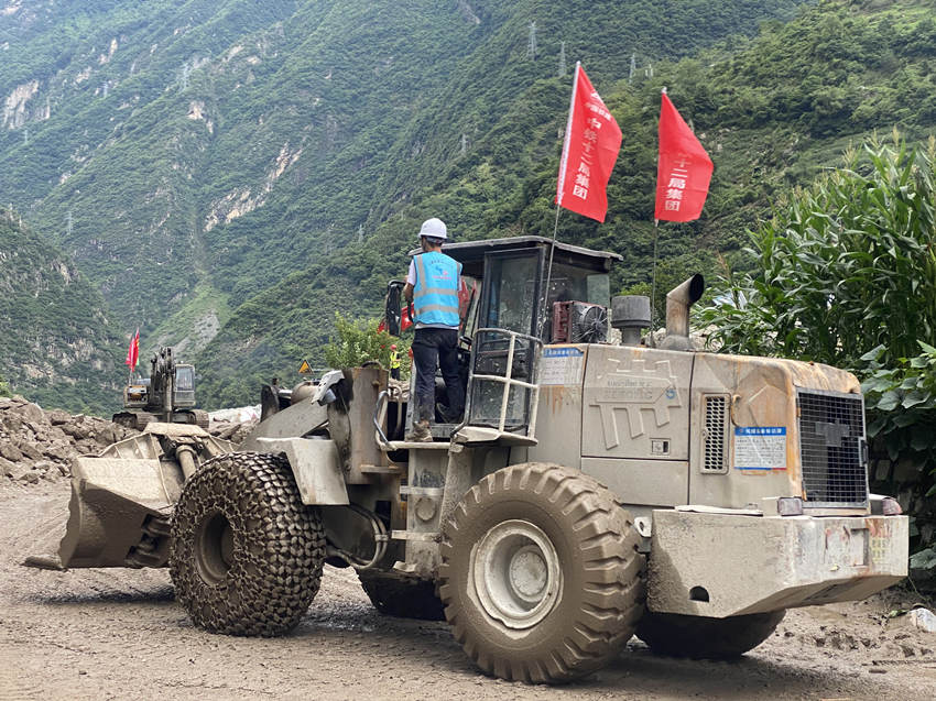 搶險救援現場。中鐵十二局供圖