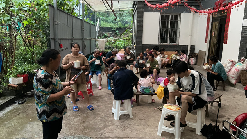 妥善安置避險轉移群眾。沐川縣融媒體中心供圖