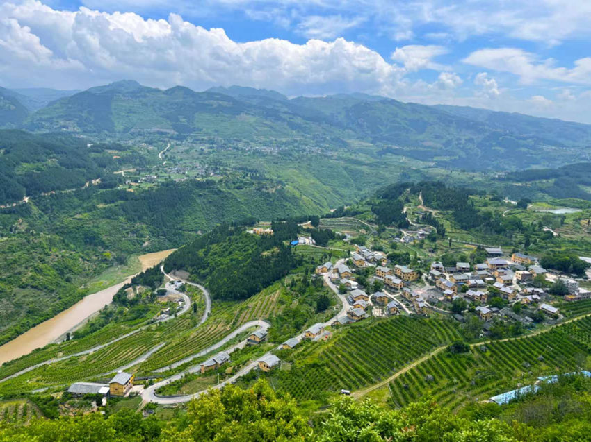 赤水路航拍圖。敘永縣交通運輸局供圖