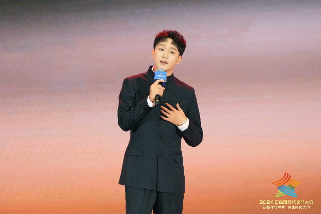 短視頻達人、國風變裝博主朱鐵雄。主辦方供圖