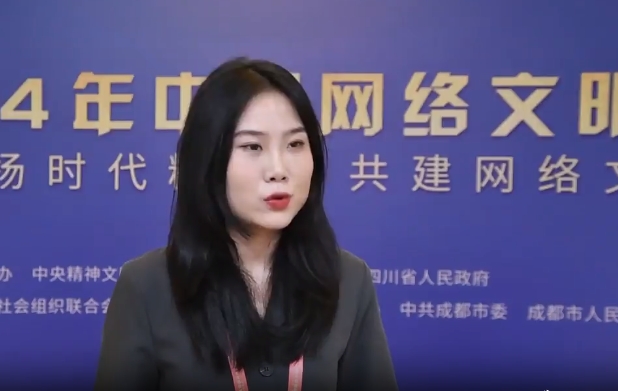 希望青年朋友們成為網絡文明建設的實踐者、倡導者