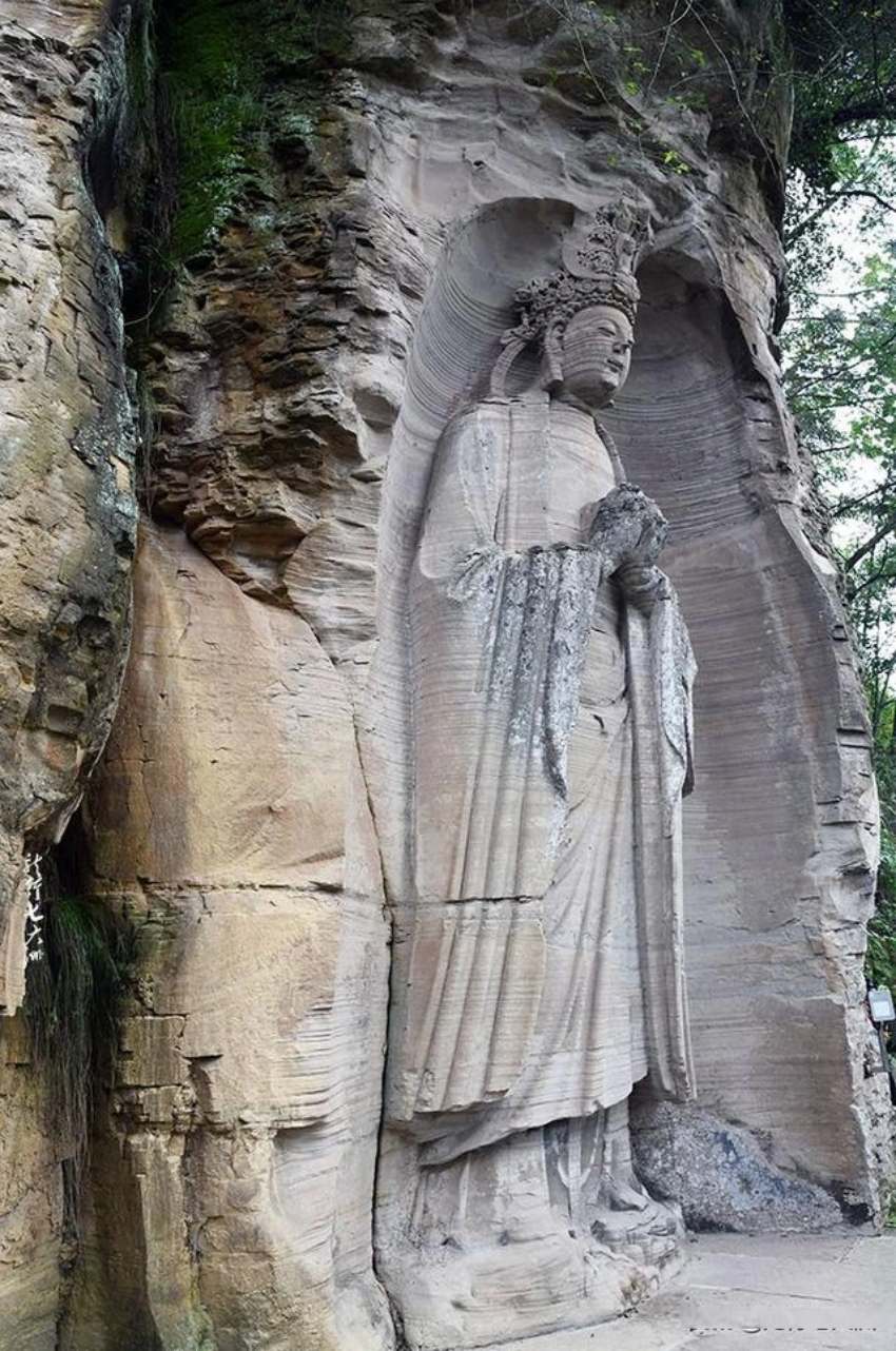 茗山寺毗盧遮那佛相。楊康忠攝