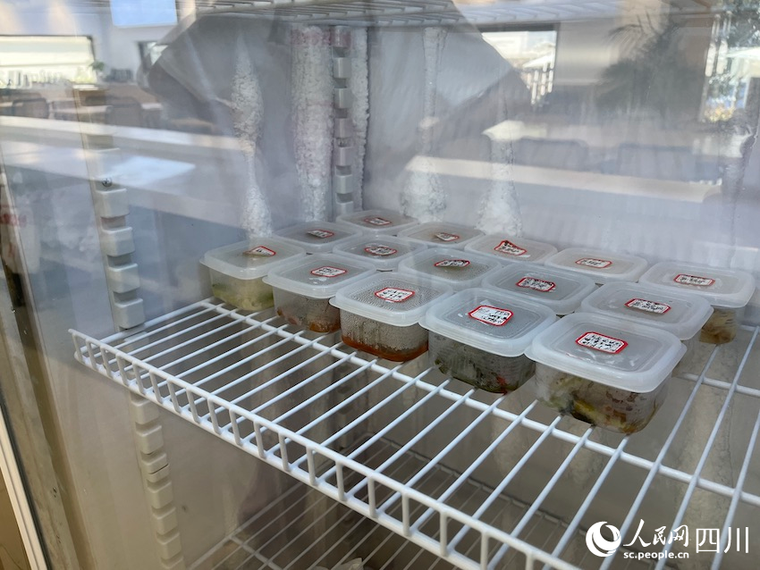 “成飛里”留樣區。人民網記者 郭瑩攝