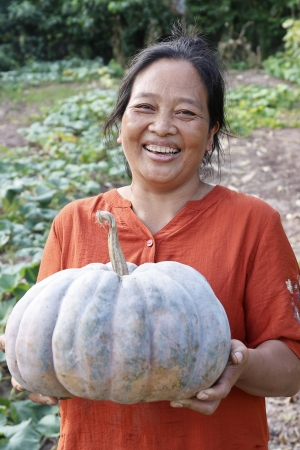 南瓜成熟，資陽市樂至縣村民喜獲豐收。