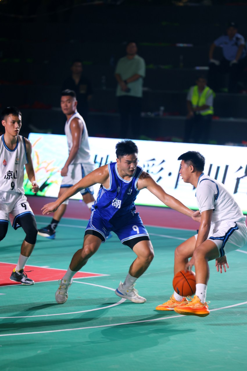 四川省第二屆和美鄉村籃球大賽（村BA）總決賽比賽現場。主辦方供圖