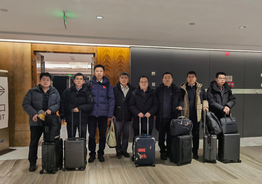 救援隊員集結出發。四川省中醫藥管理局供圖