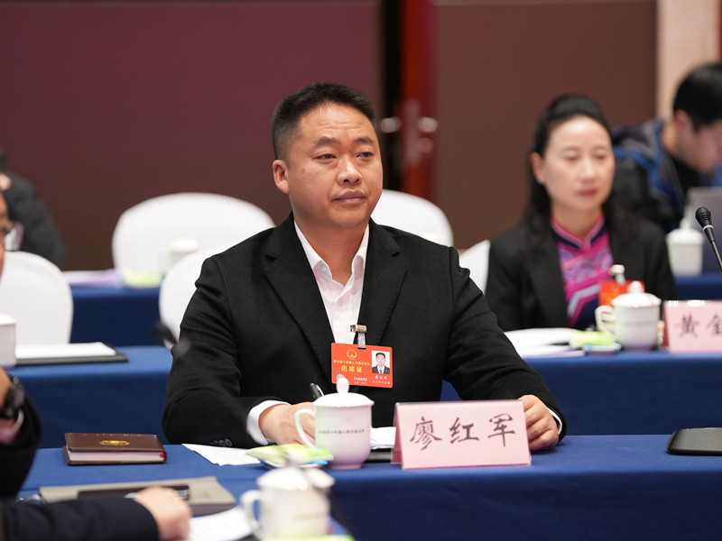 四川省人大代表、四川竹海玉葉生態農業開發有限公司董事長廖紅軍。受訪者供圖