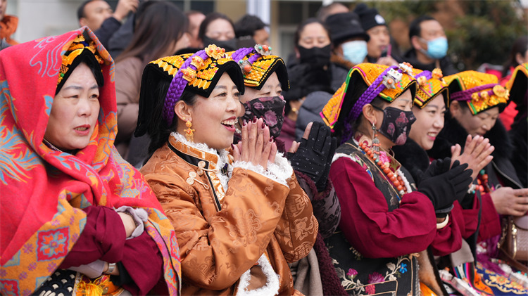 現場觀眾。黑水縣融媒體中心供圖