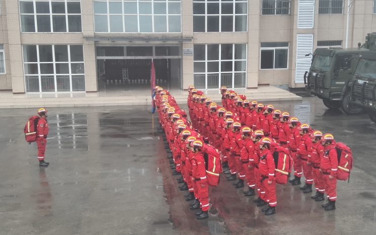 中國安能三局成都分公司立即啟動應急響應。安能供圖