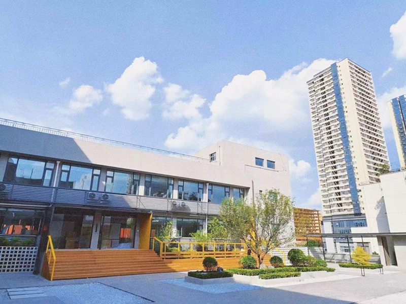 城隍數智港科創園區辦公區。成都城投俠客島供圖