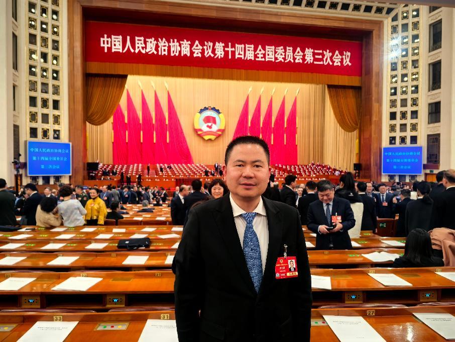 全國政協委員、四川省律協副會長李正國。四川省律師協會供圖