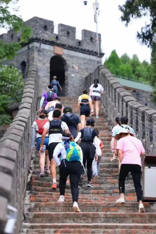 登金龍長城。成都市文廣旅局供圖