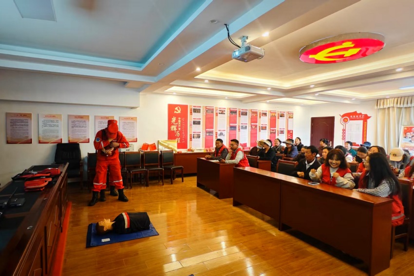 拉薩救援基地活動現場。中國安能三局供圖