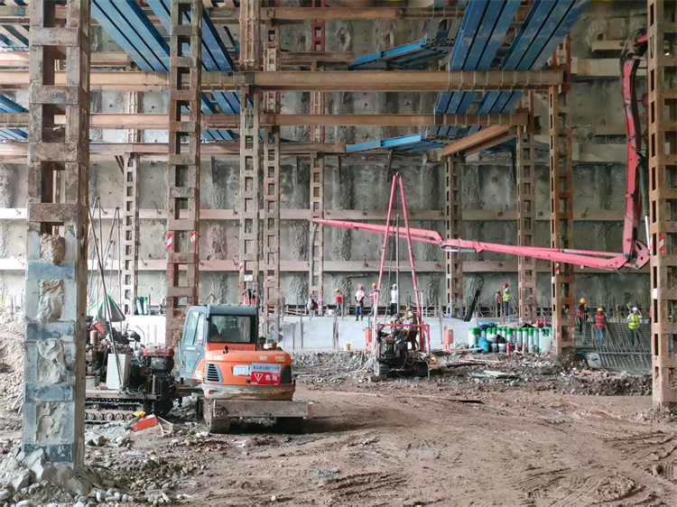 地下室基礎施工。黃成薇供圖