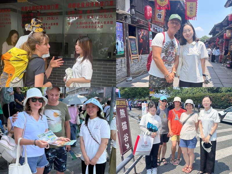 工商銀行志愿者在武侯祠、錦里、春熙路為外籍游客提供耐心服務。盧靜供圖