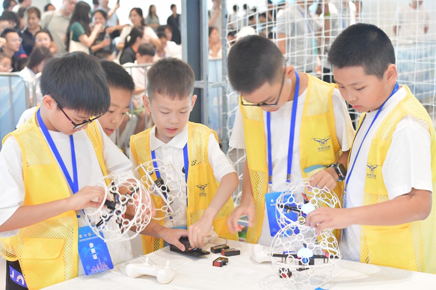 首屆FIDA國際無人機足球世界杯中國區選拔賽現場。王鴻明供圖
