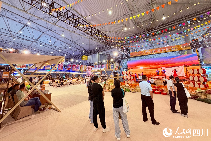 第十一屆四川農業博覽會現場。人民網記者 朱虹攝