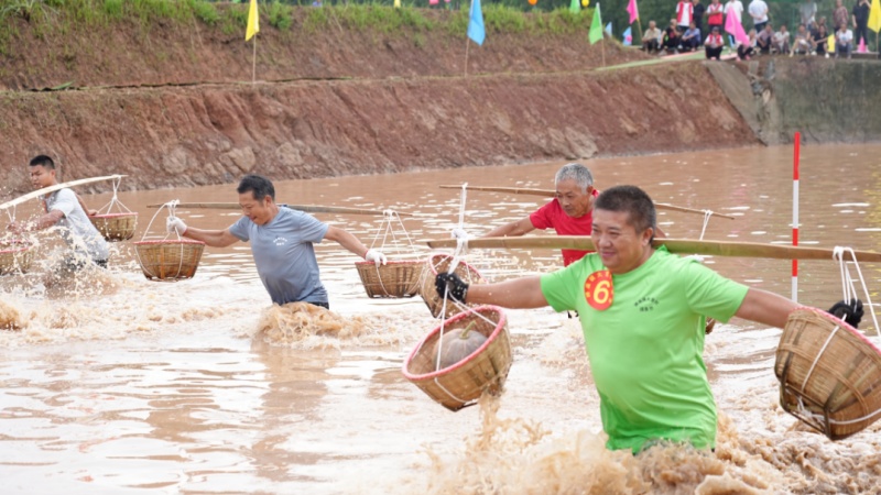現場趣味活動環節。 通川區委宣傳部供圖