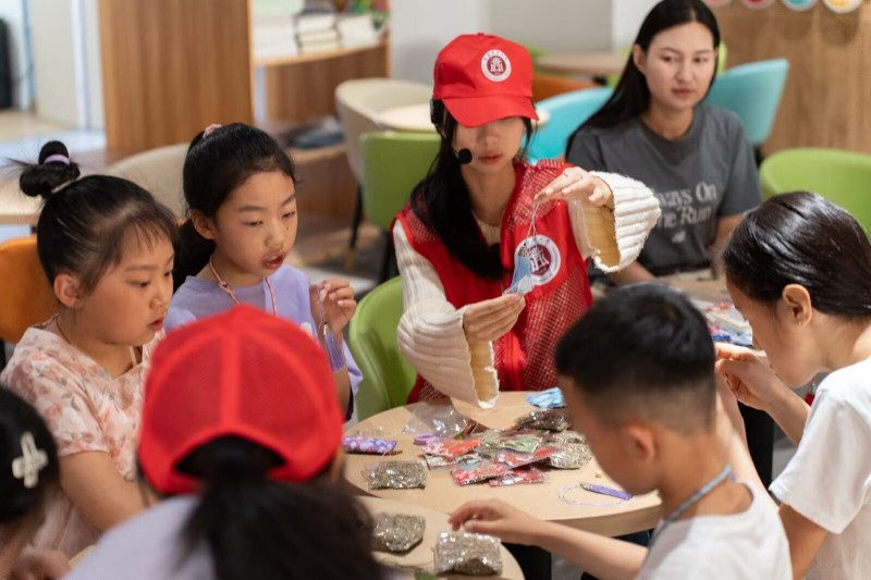 本草香韻護民生。西南醫科大學供圖