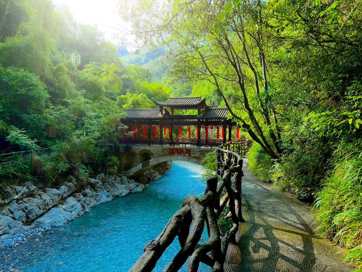 桃溪谷。巴山大峽谷景區供圖