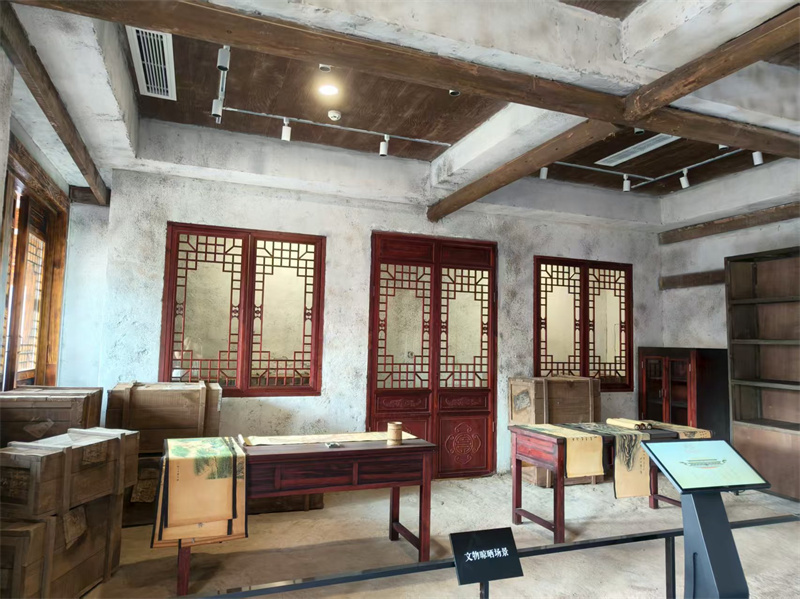 “國之瑰寶 烽煙南渡”展區。樂山市融媒體中心供圖