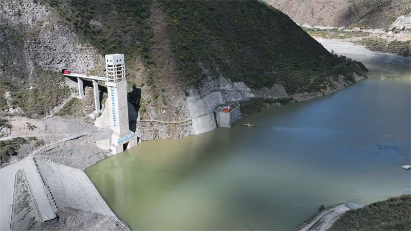 開始蓄水。國家能源集團大渡河金川公司供圖