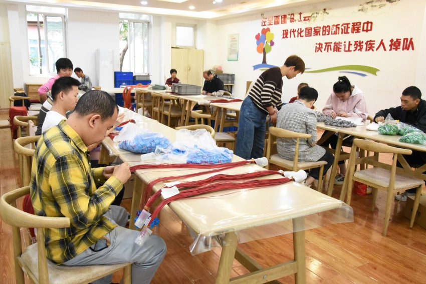 位于西河街道勝利家園片區的龍泉驛區殘疾人輔助性就業基地。龍泉驛區殘聯供圖