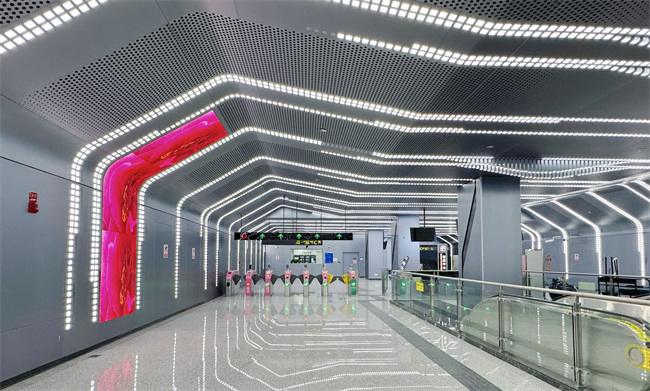 30號線一期金融城北站。成都軌道集團供圖