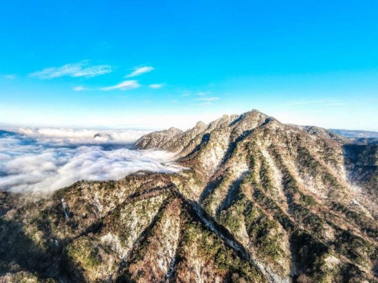 香爐山·來源：光霧山旅游區1_副本.jpg?x-oss-process=style/w10