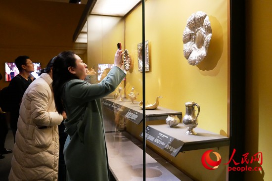 2024年11月，觀眾在中國國家博物館參觀展覽。人民網記者 韋衍行攝